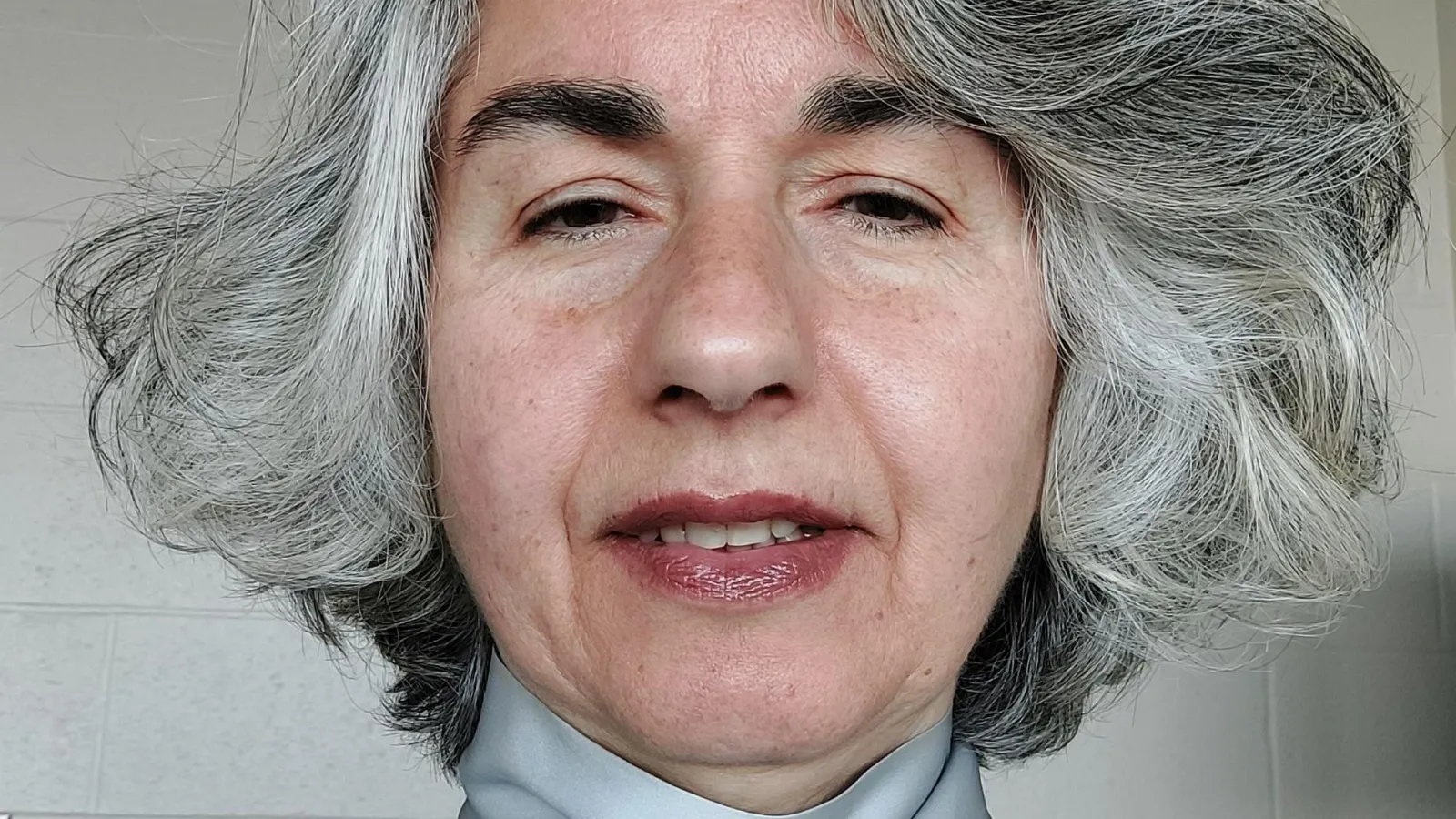 zeynep benderlioglu headshot