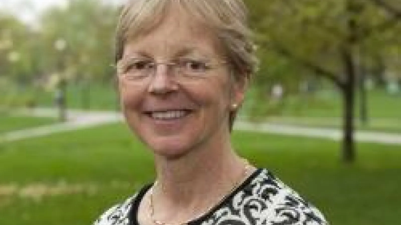 Allison Snow on the Oval