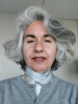 zeynep benderlioglu headshot